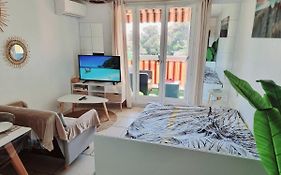 Appartement climatisé design au cœur de St-Aygulf à 200 metres la mer
